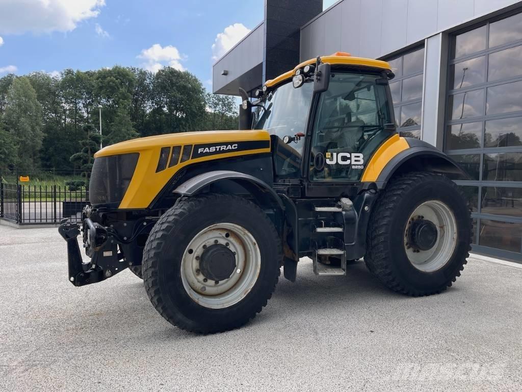 JCB Fastrac 8250 Ciągniki rolnicze