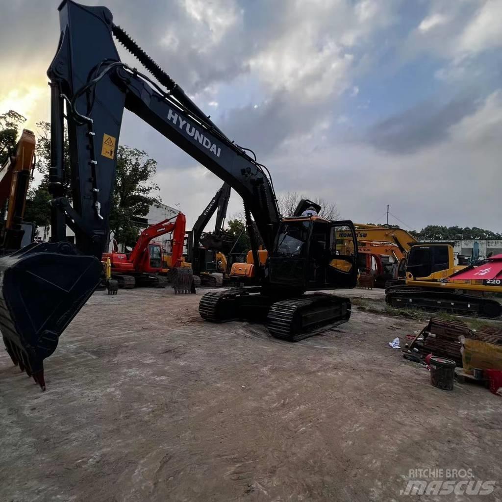 Hyundai R220-9S Koparki gąsienicowe