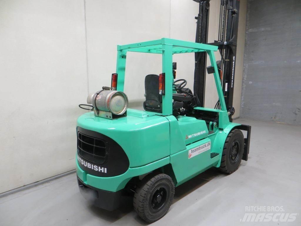 Mitsubishi FG45K2 Wózki LPG