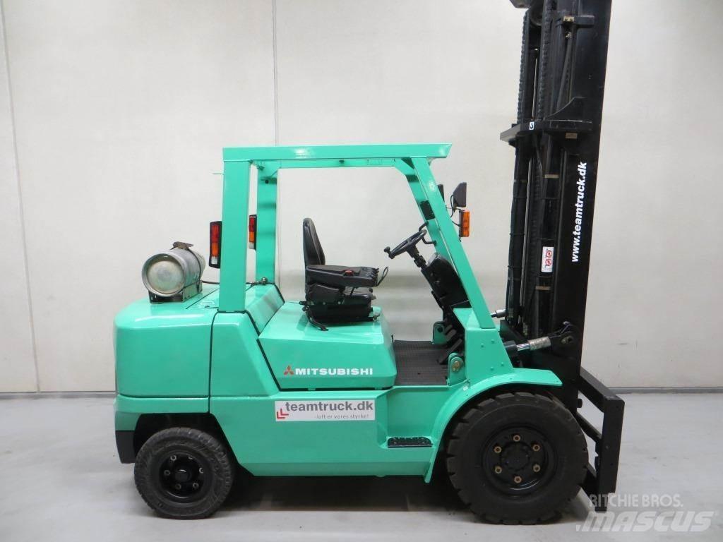 Mitsubishi FG45K2 Wózki LPG