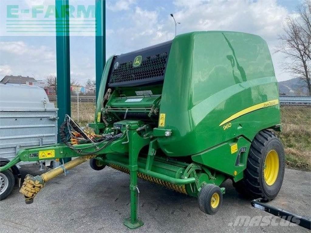 John Deere 960 Prasy kostkujące
