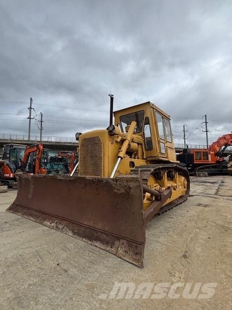 CAT D 6 D Spycharki gąsienicowe