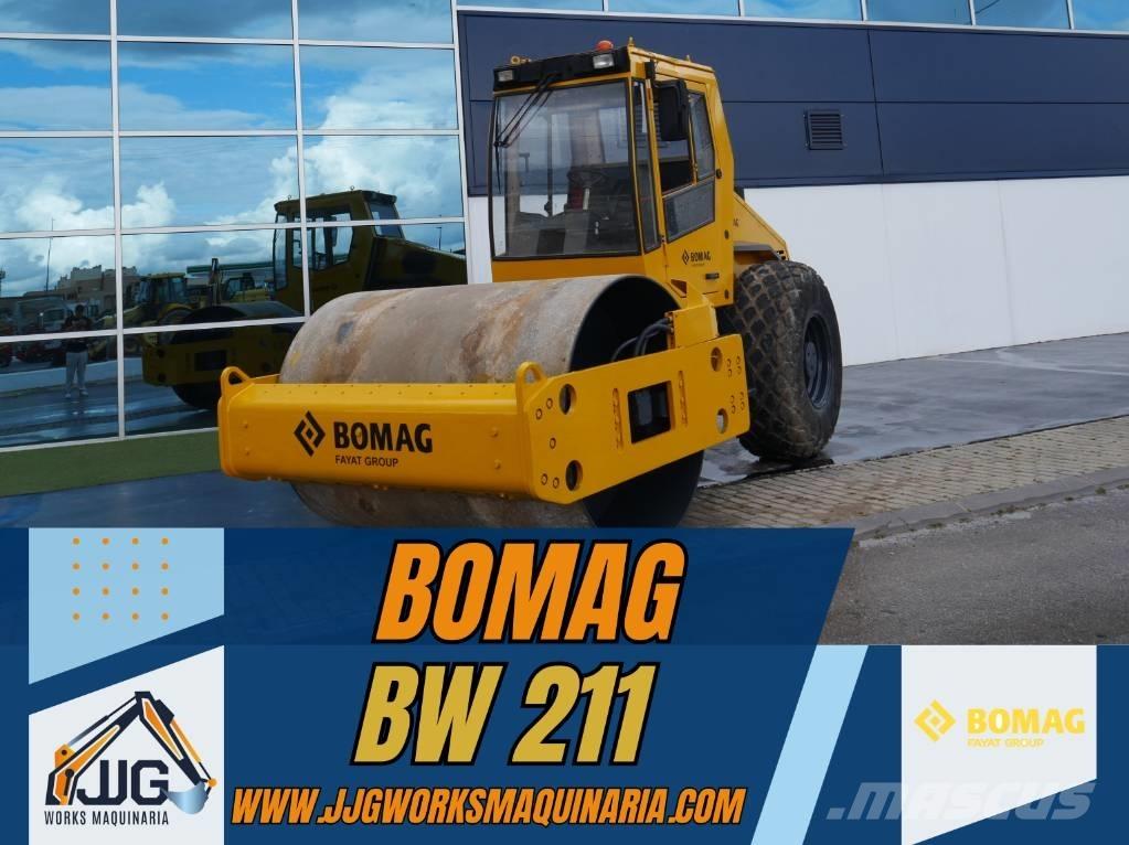 Bomag BW 211 D-4 Walce dwubębnowe