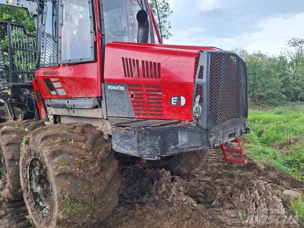 Komatsu 845 Forwardery