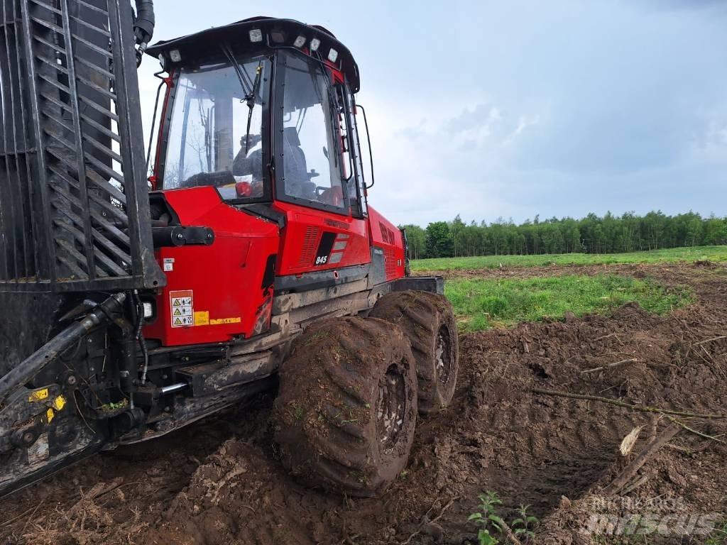 Komatsu 845 Forwardery