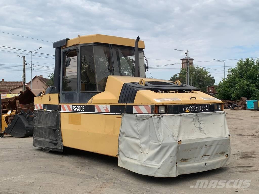 CAT PS 300 B Walce ogumione