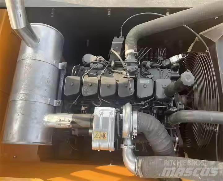 Hyundai R220-9S Koparki gąsienicowe
