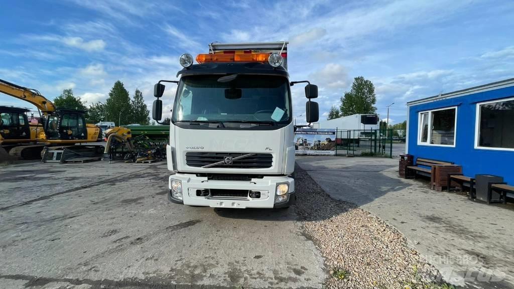 Volvo FL 10 Pojazdy do transportu samochodów
