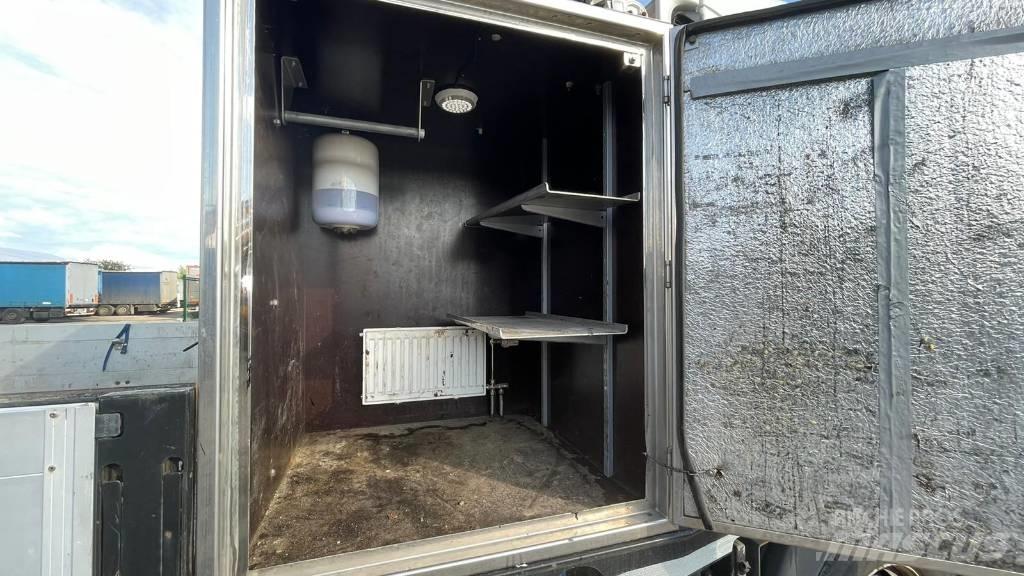 Volvo FL 10 Pojazdy do transportu samochodów