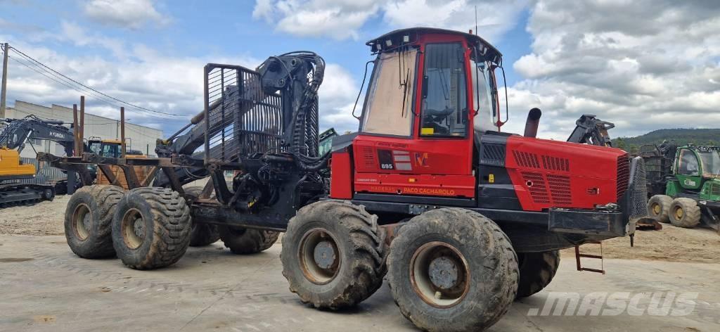 Komatsu 895 Forwardery