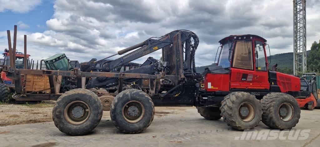 Komatsu 895 Forwardery