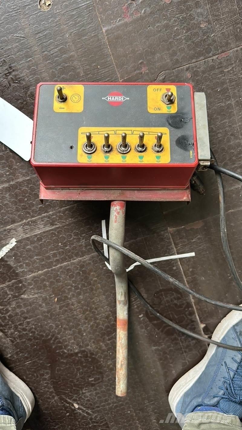 Hardi TZY 2400 Opryskiwacze zaczepiane