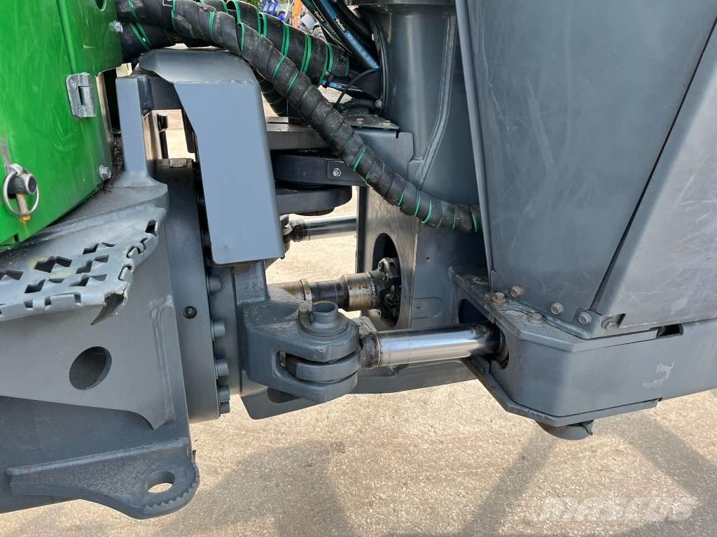 John Deere 1510G Forwardery