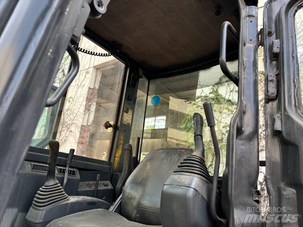 Komatsu PC35MR Minikoparki