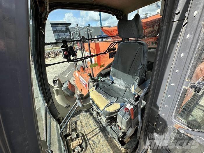 Hitachi EG70R Wozidła gąsienicowe