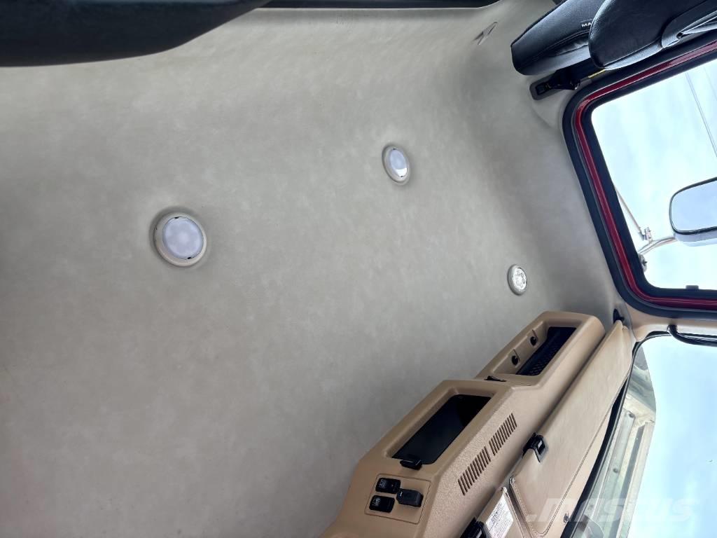 Mack Granite Ciągniki siodłowe