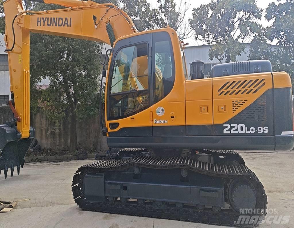 Hyundai R220LC-9S Koparki kołowe