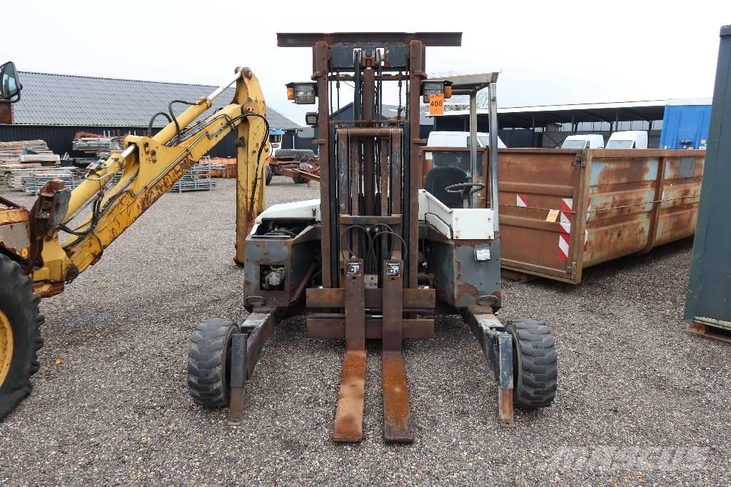 TCM TKL 3 x 3-M Wózki widłowe montowane do pojazdów