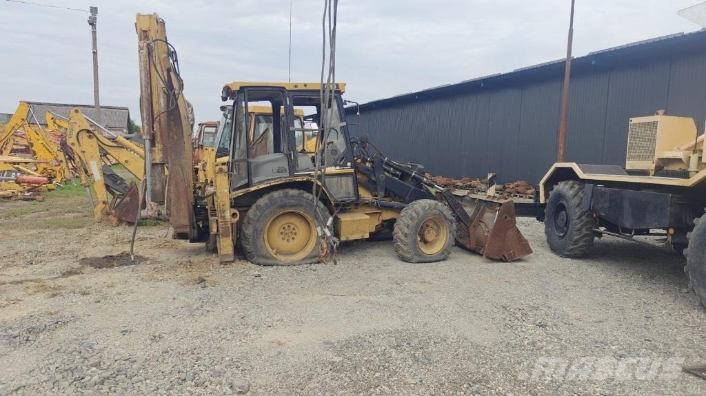 CAT 428 D Kabiny i wnętrze