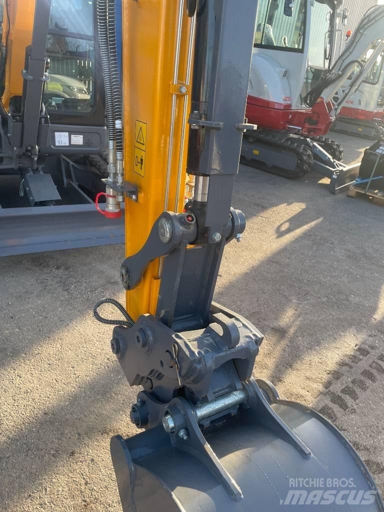 Bernards 2.7 EXKA Minikoparki