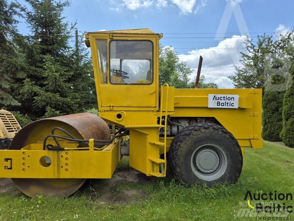 Stavostroj vv111 Walce jednobębnowe