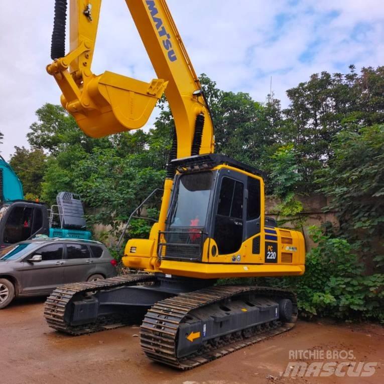 Komatsu PC 220-7 Koparki gąsienicowe