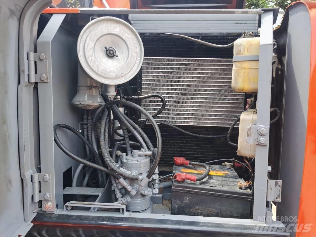 Hitachi EX 120-5 Koparki gąsienicowe