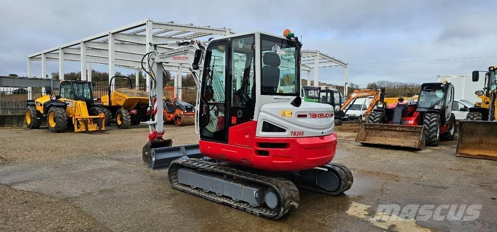 Takeuchi TB 260 Minikoparki