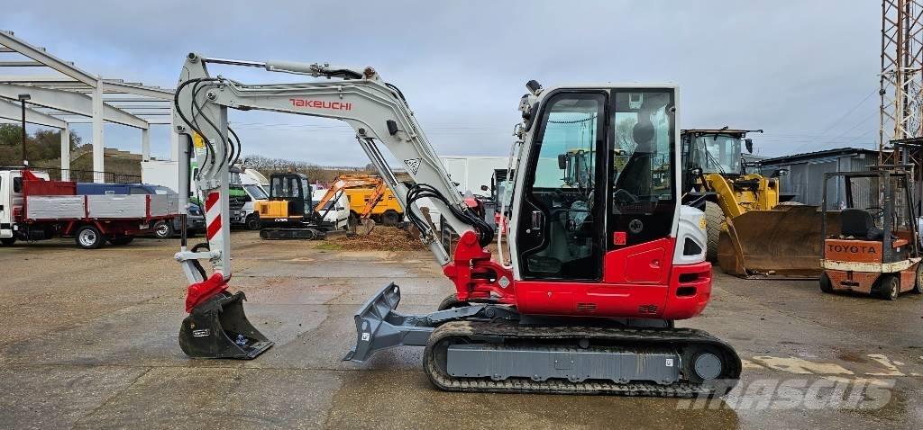 Takeuchi TB 260 Minikoparki