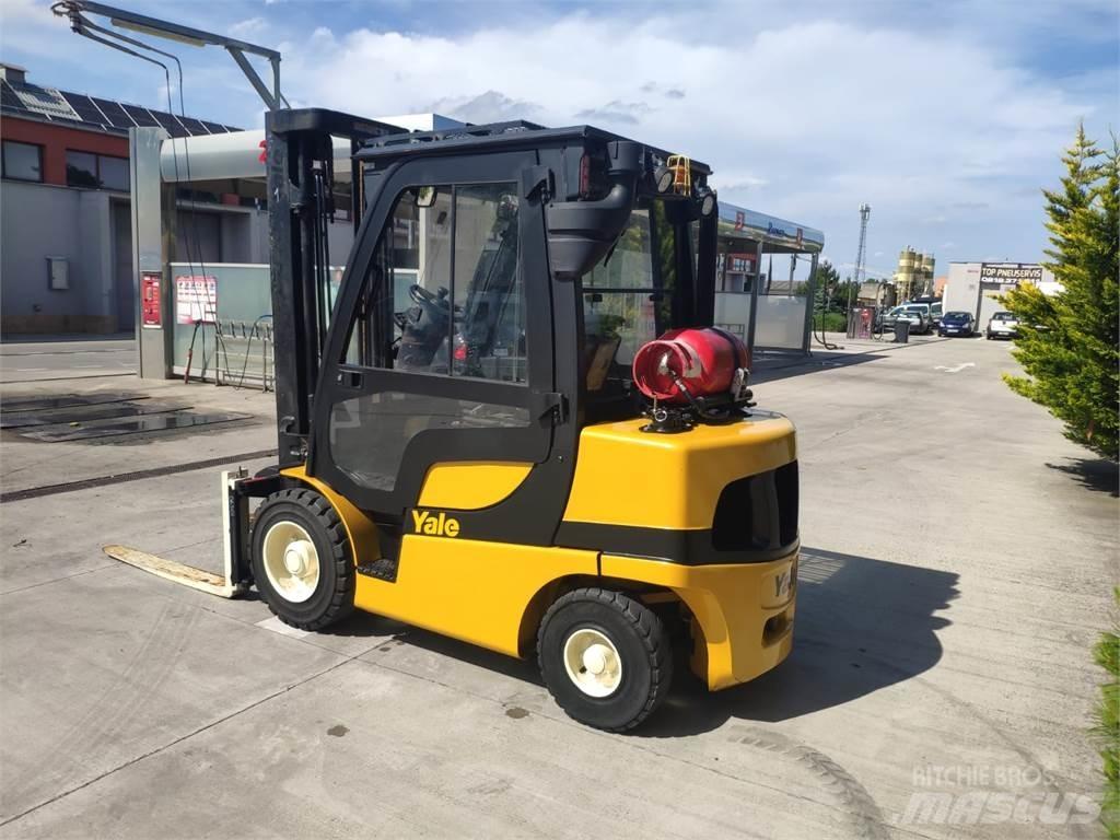 Yale GLP30VX Wózki LPG