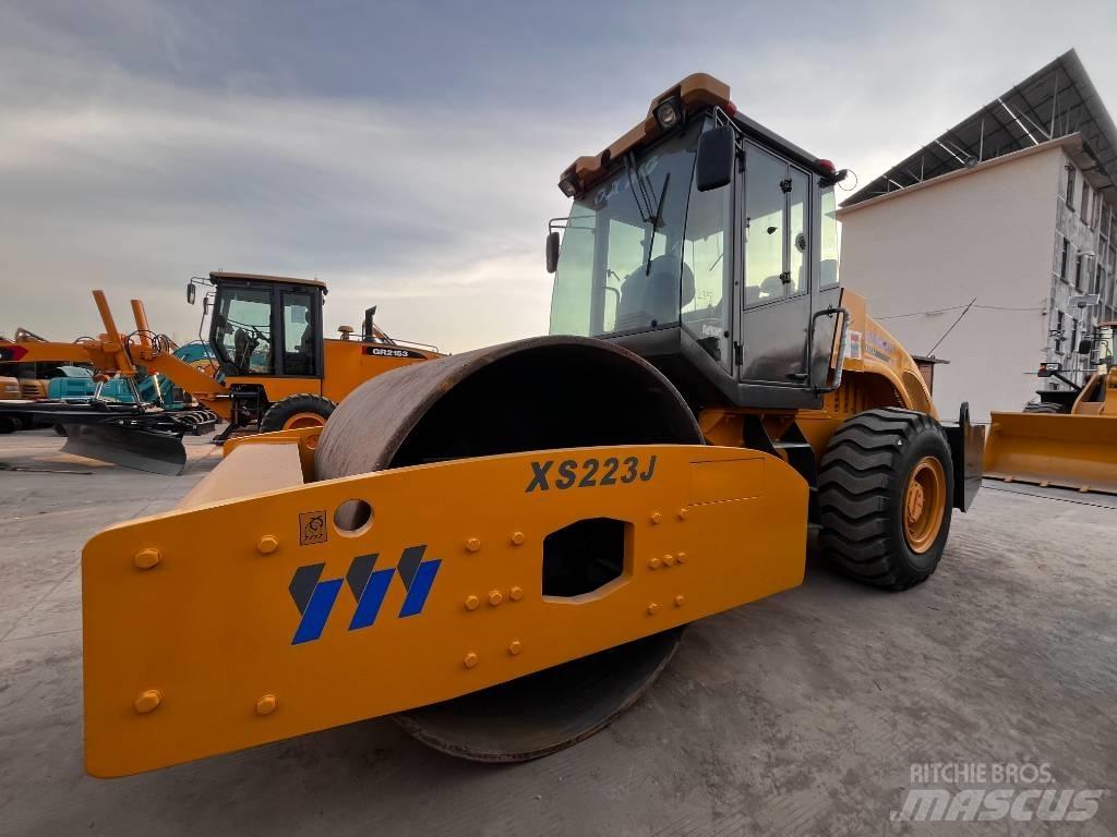 XCMG XS 223 J Walce jednobębnowe
