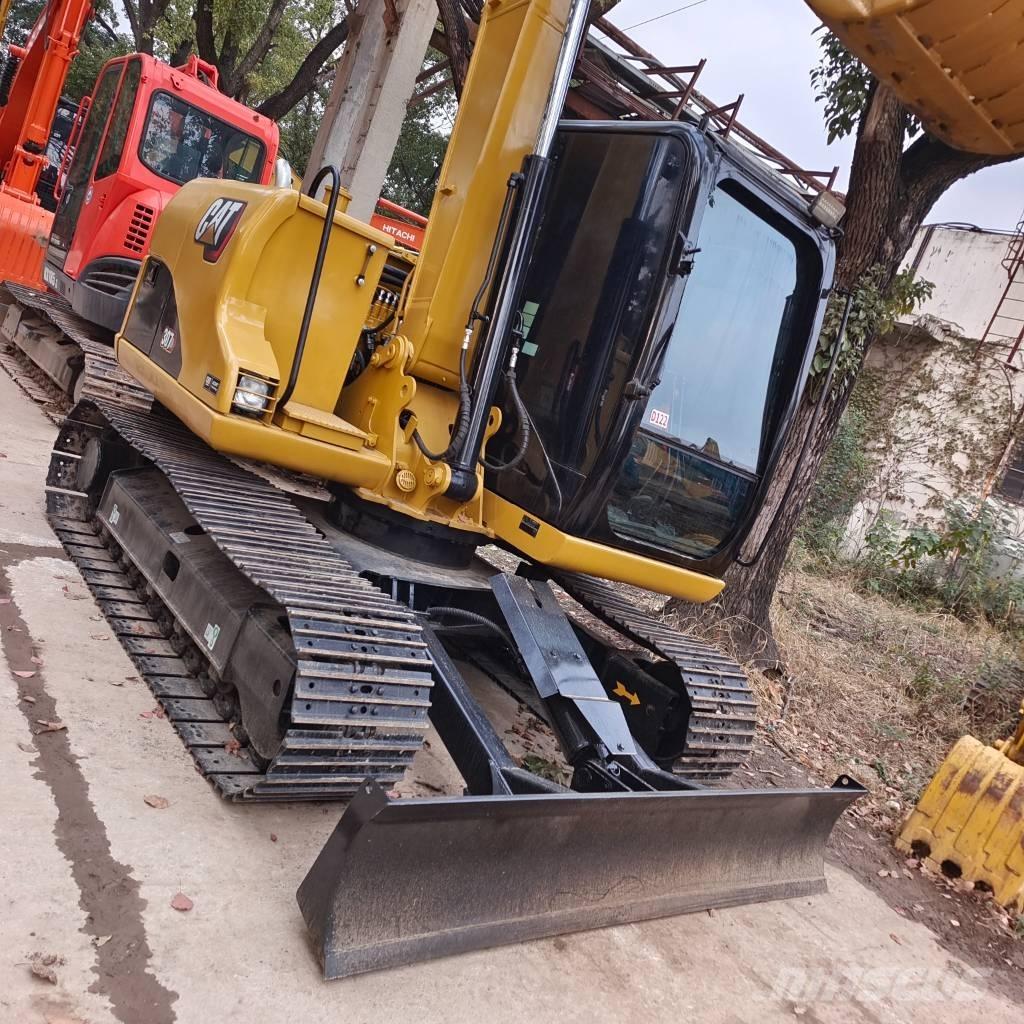 CAT 307D Midikoparki  7t - 12t