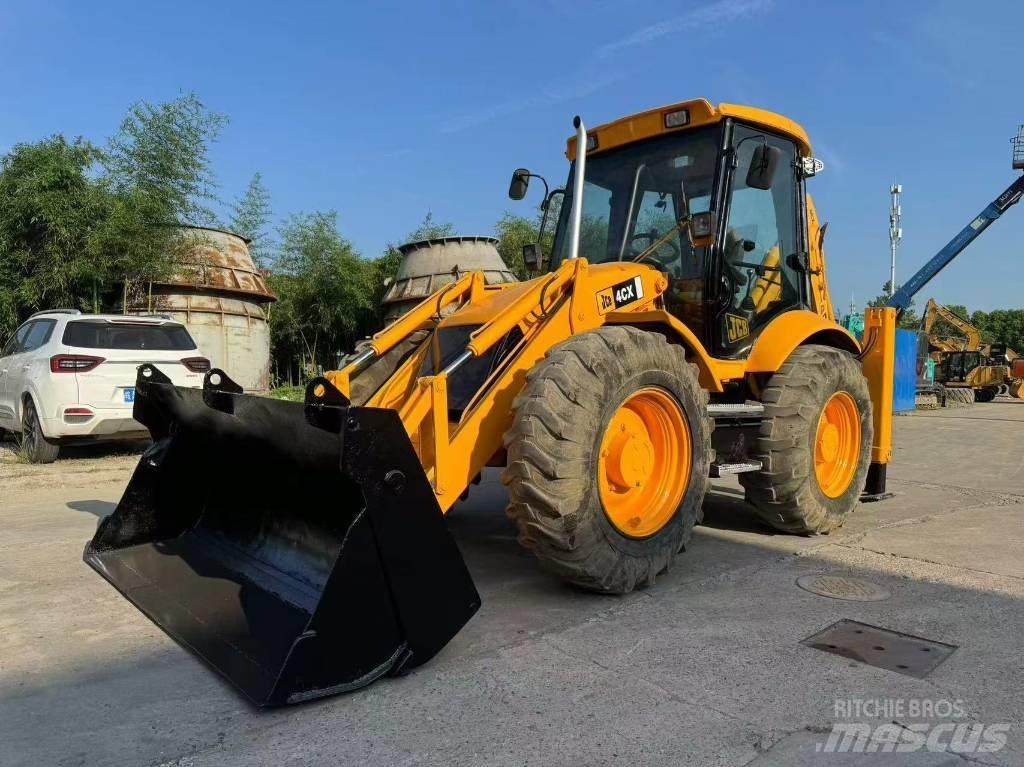 JCB 4 CX Koparko-ładowarki