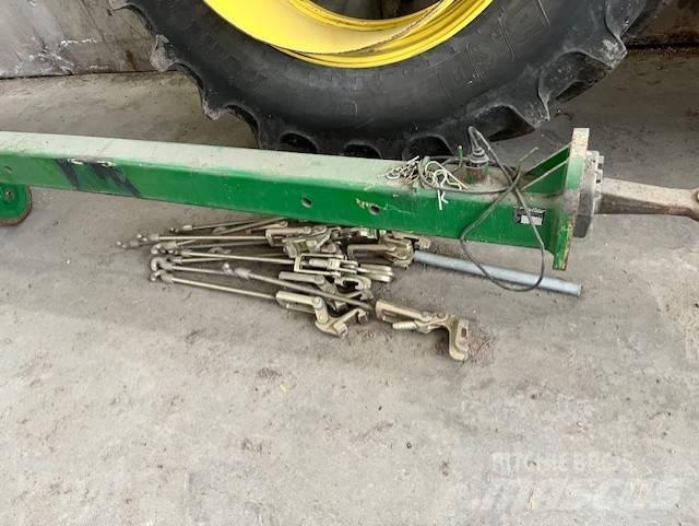 BKT 520/85R46 Opony, koła i felgi