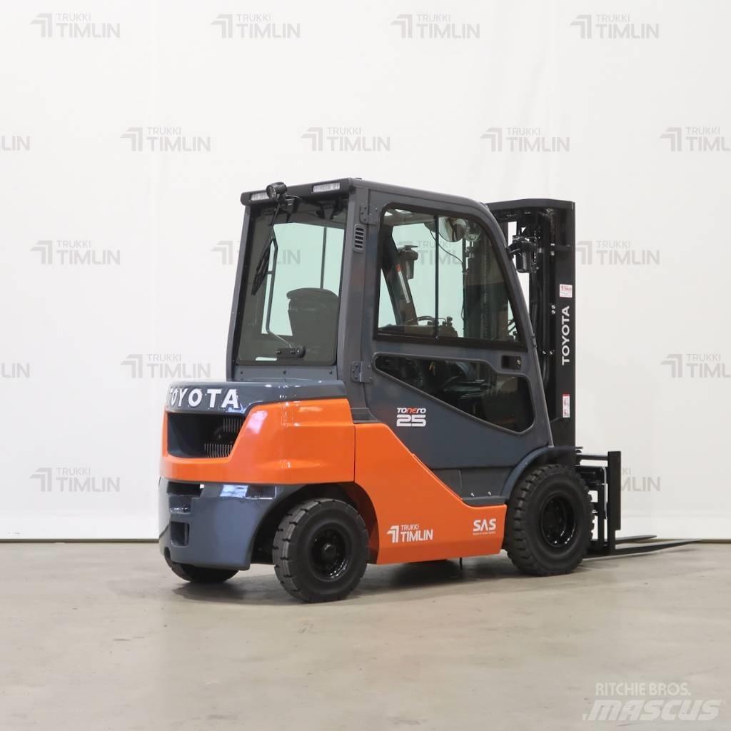 Toyota 52-8FDF25 Wózki Diesla