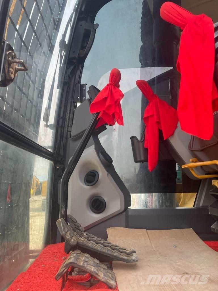 CAT 323GC Koparki gąsienicowe