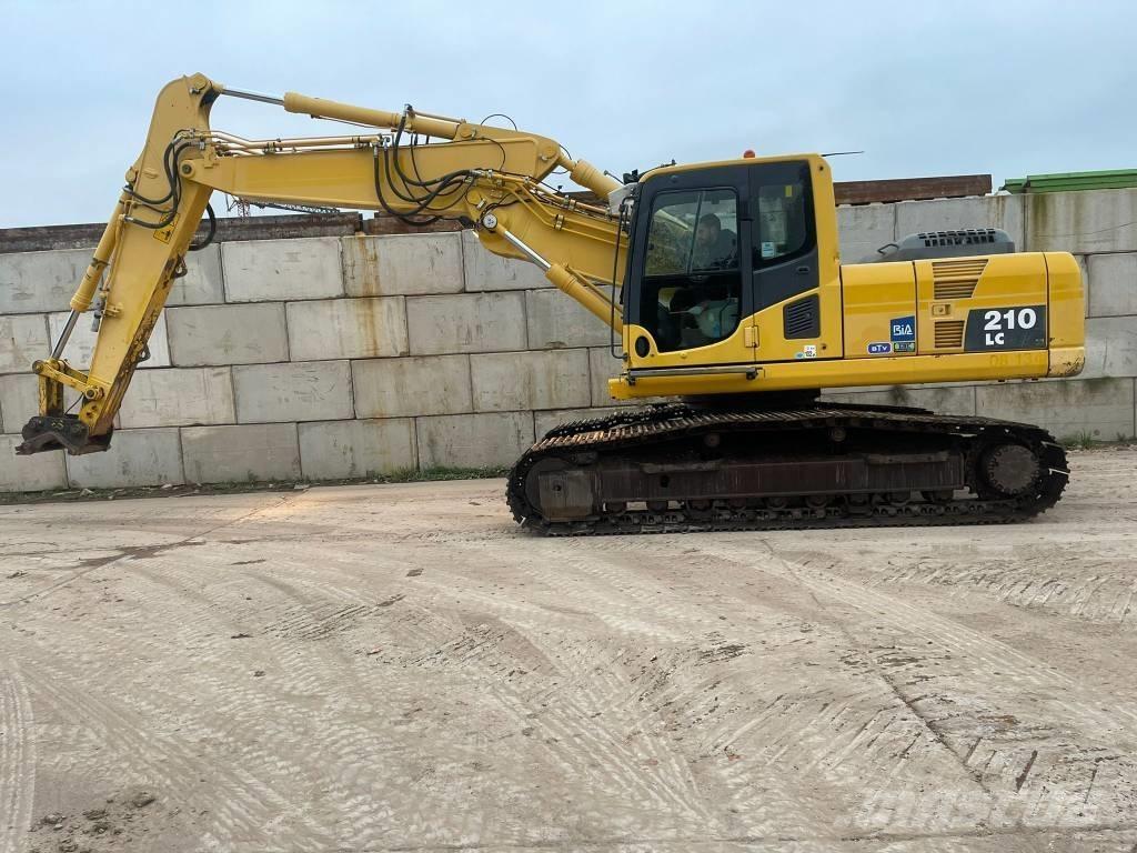Komatsu PC 210 Koparki gąsienicowe