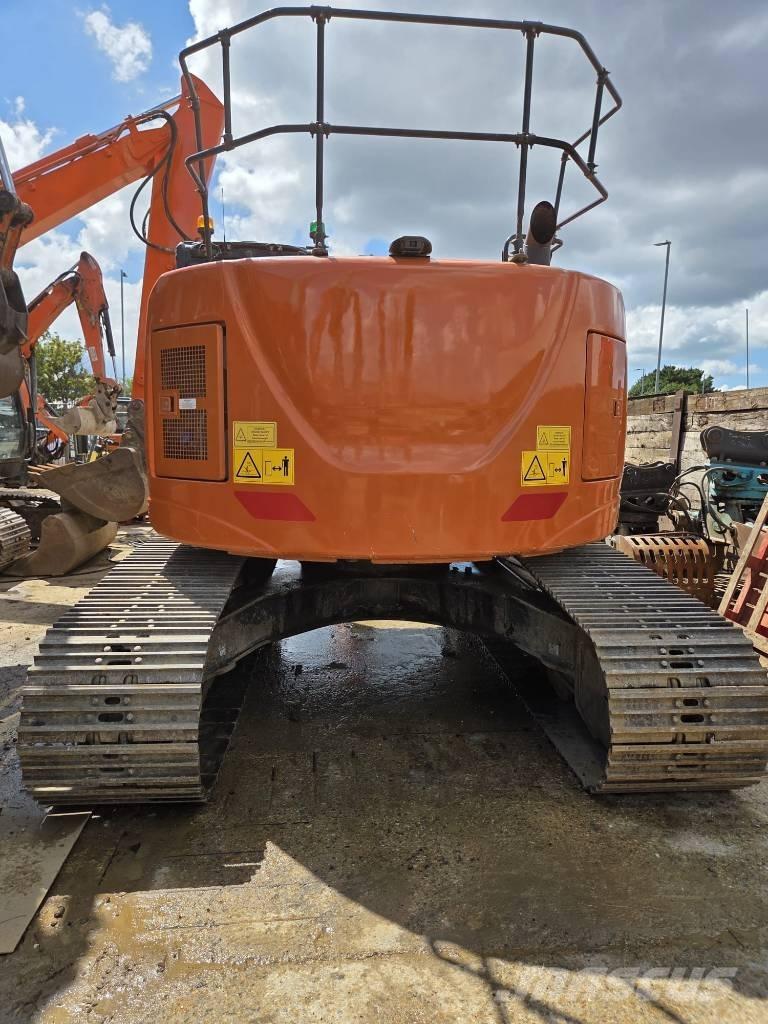 Hitachi ZX225US-6 Koparki gąsienicowe