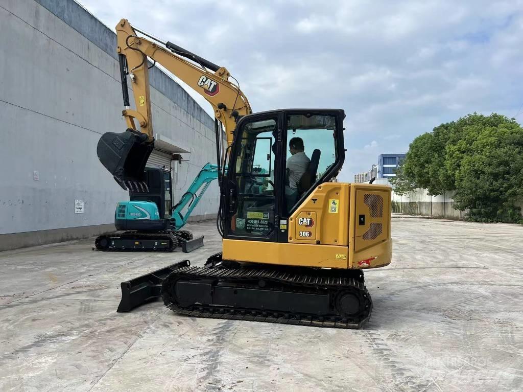 CAT 306 Minikoparki