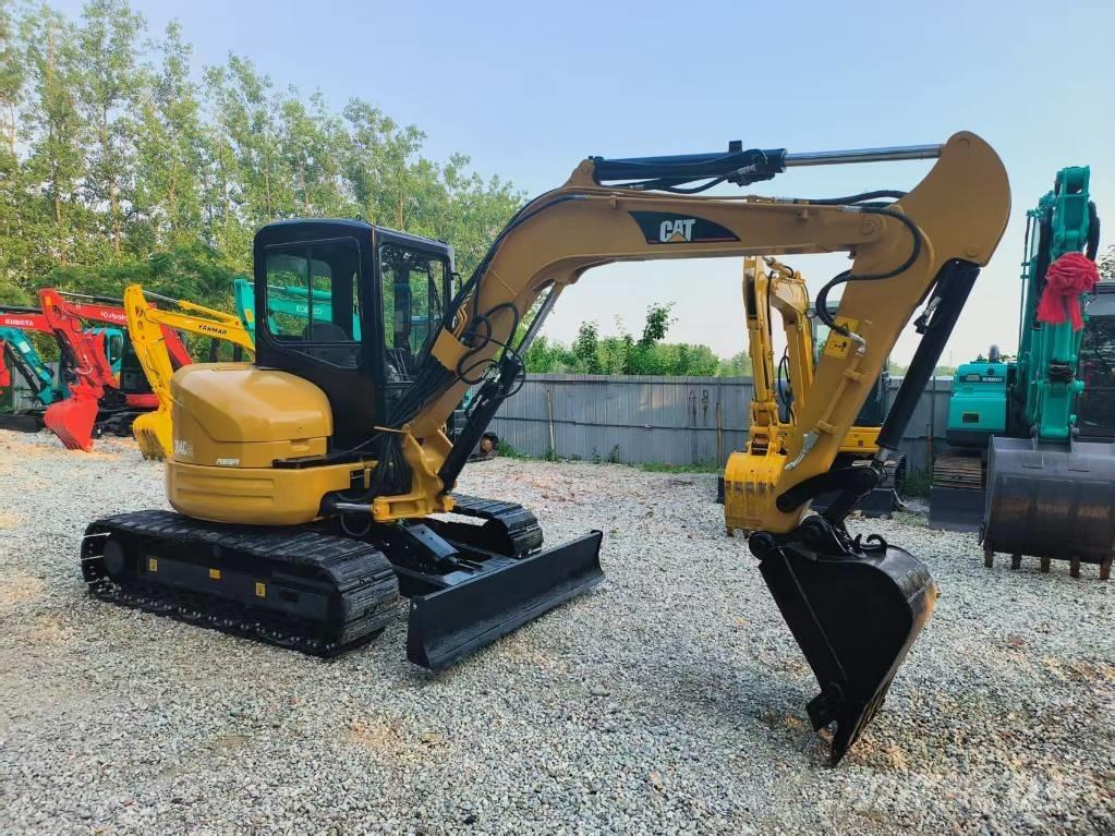 CAT 304 CR Minikoparki