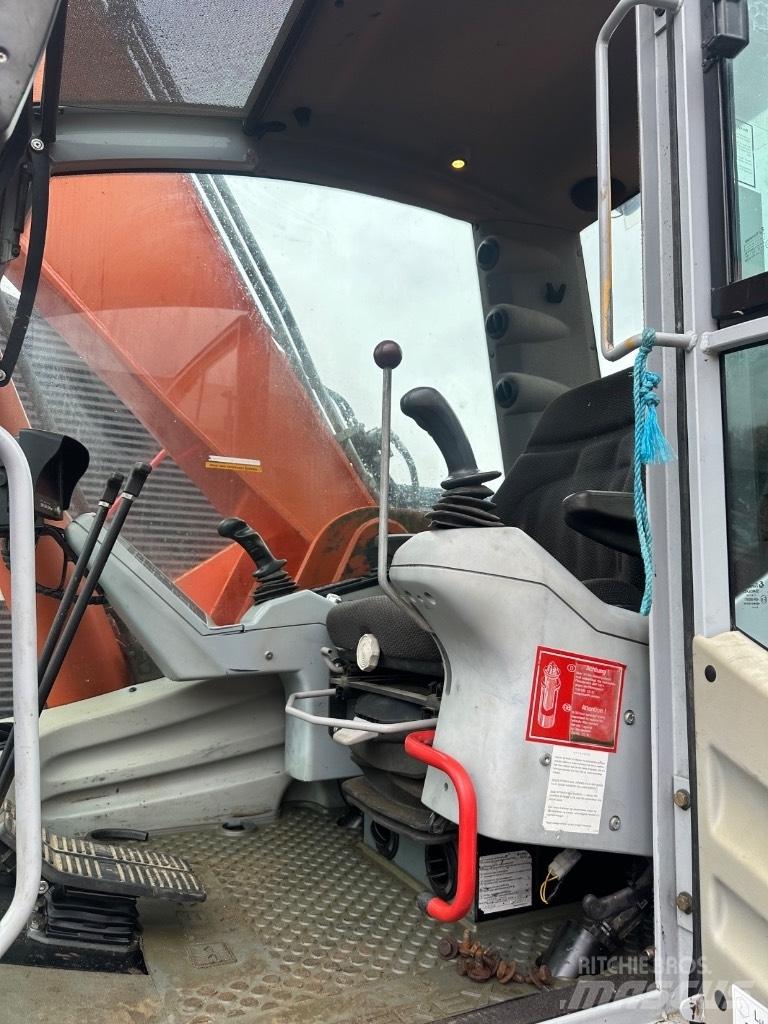 Terex TC240 Koparki gąsienicowe