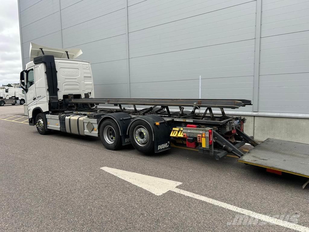 Volvo FH Ciężarówki z wymienną zabudową