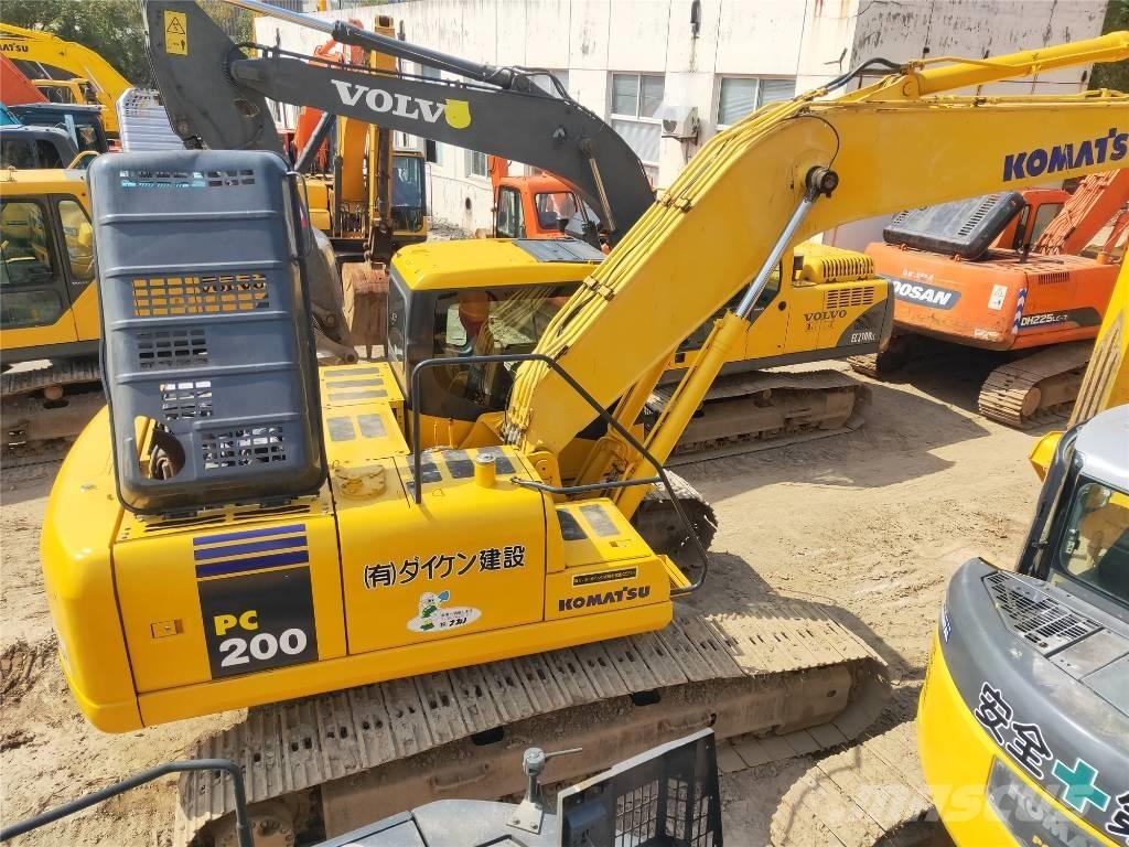 Komatsu PC200-7 Koparki gąsienicowe