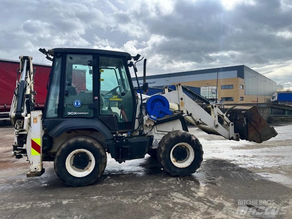 JCB 3CX Compact Koparko-ładowarki