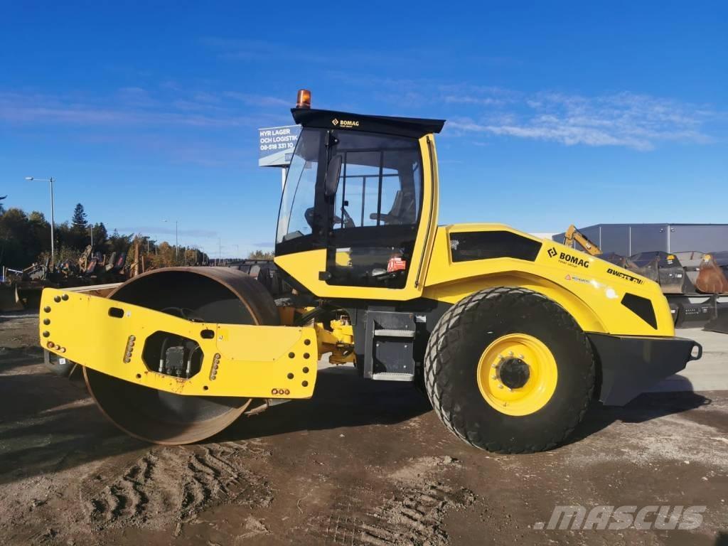 Bomag BW213D-5 Walce jednobębnowe