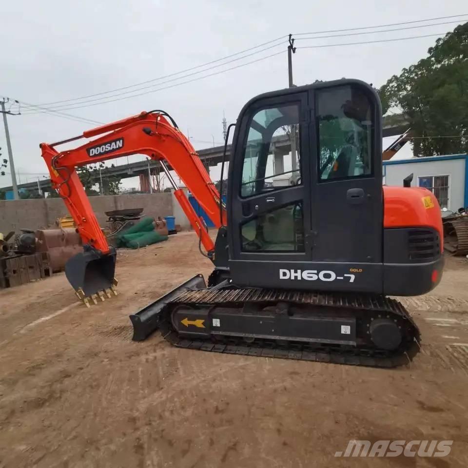 Doosan DH60-7 Minikoparki