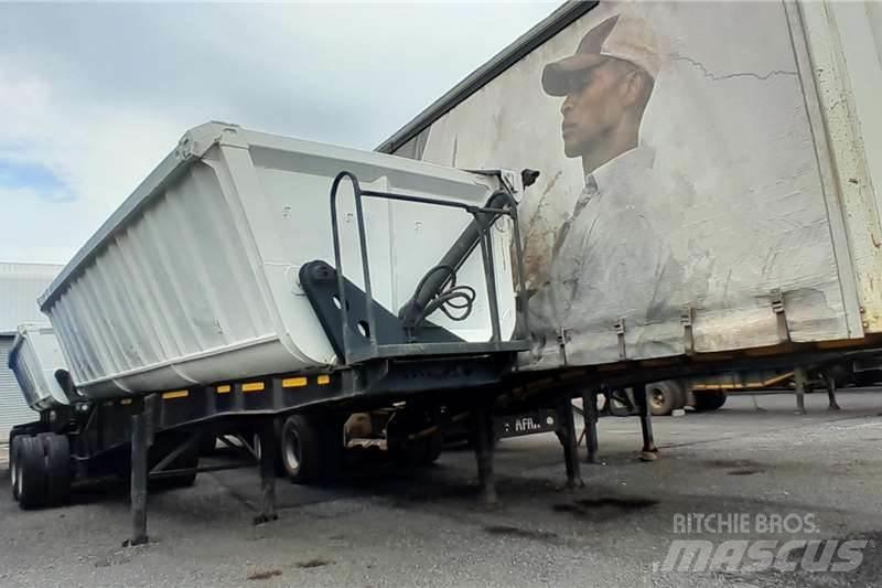 Afrit SIDE TIPPER Inne przyczepy