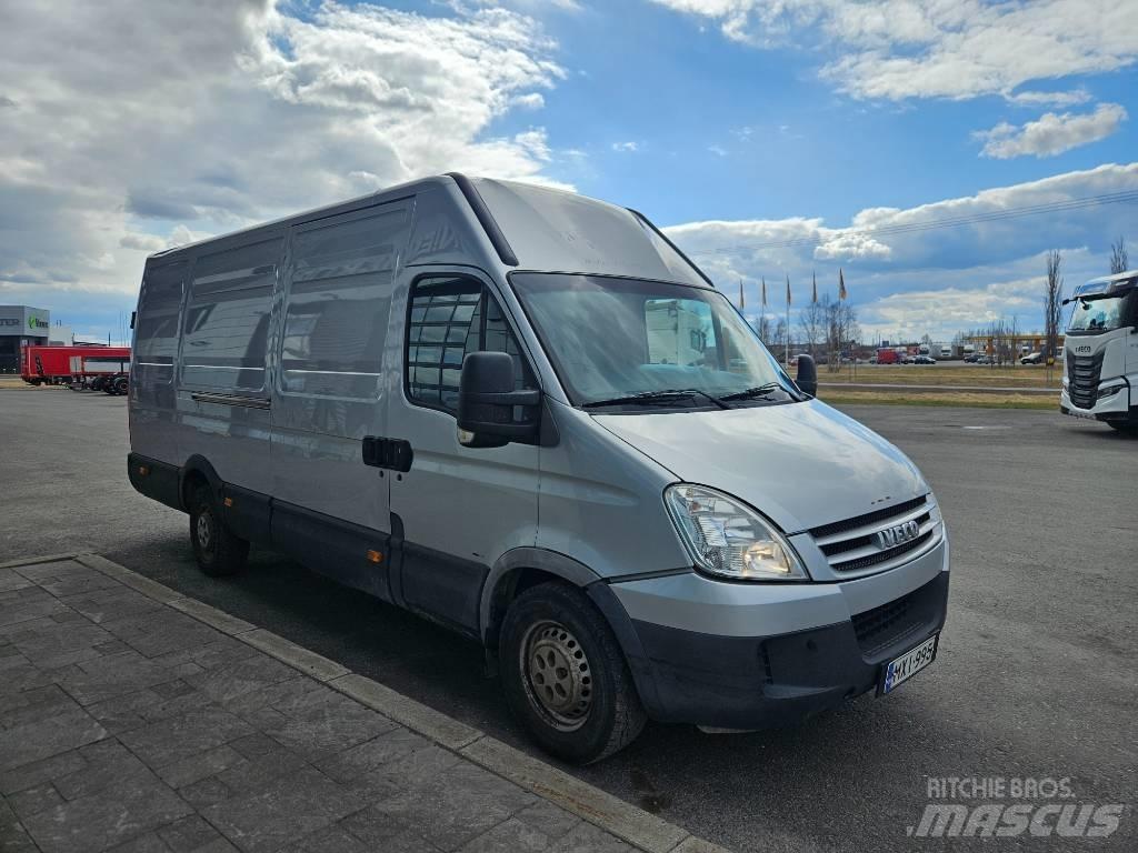 Iveco Daily 35S18 Busy / Vany