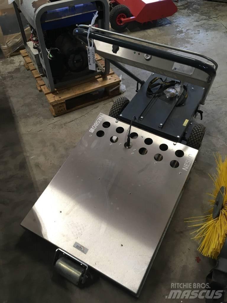 Nesbo GF600 E Komunalne - Inne