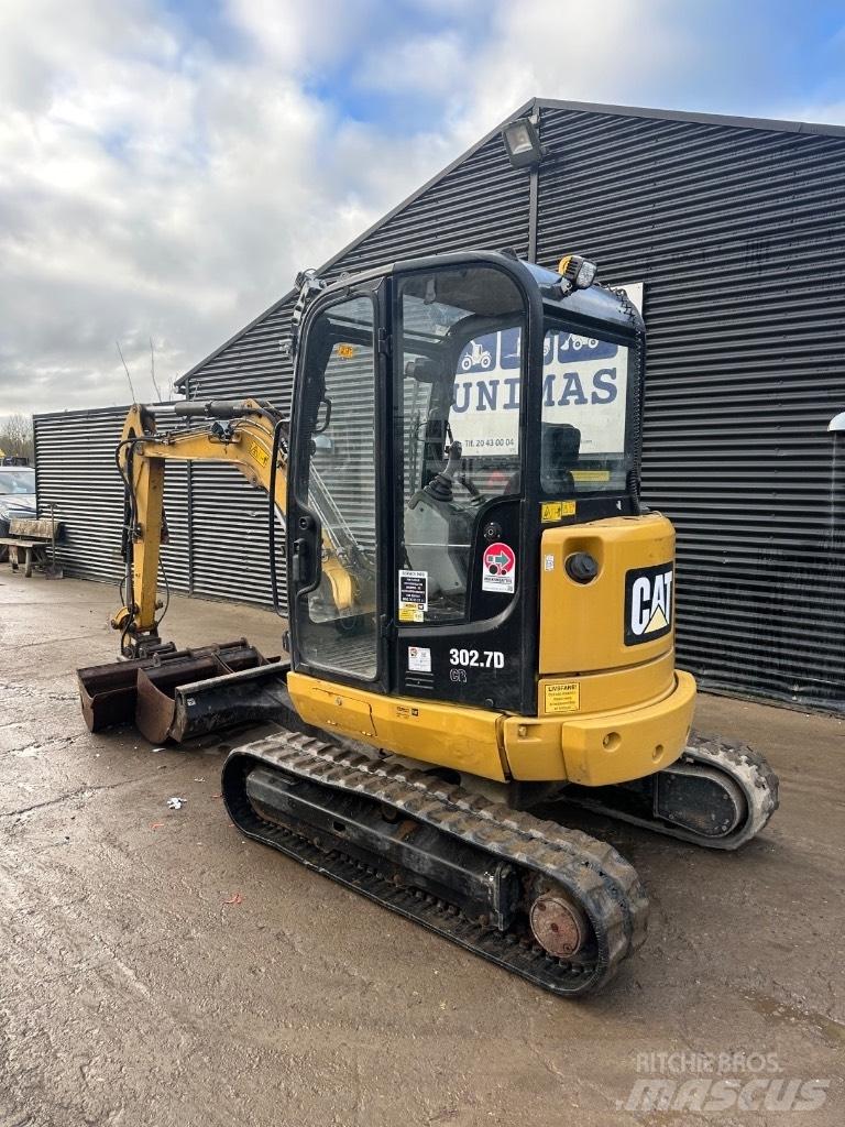 CAT 302.7DCR Minikoparki